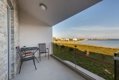 Image de Beacfront 2 bedroom villa 20 m from beach Sgb2