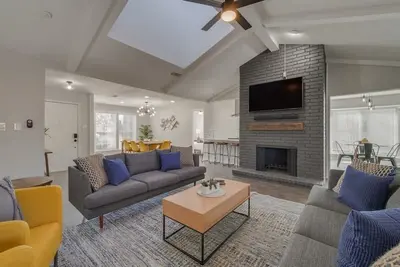 Image de Charming 5bd/3ba in the Heart of Plano (Sleeps 10)