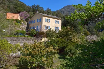 Image de A Casa Appartement 8 personnes, situé entre maquis, rivière et mer