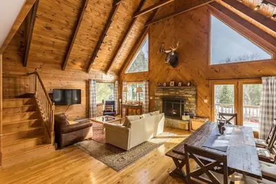 Image de Lake, Ski, Hiking, Shopping Vermont Getaway! Just Steps Away From Everything!
