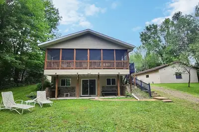 Image de Lake Willow Lakefront House. Your next Northwoods retreat awaits!