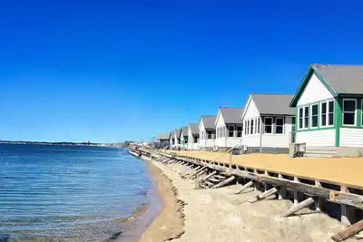 Image de Beachfront Days' Cottages Updated with Modern Luxuries