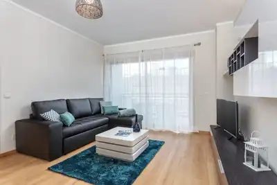 Luxury 1-Bedroom Apartment with Rooftop Pool, Village Marina, Olhão