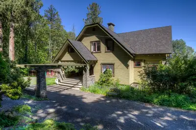 Image de McLay Heritage Guest House c1895