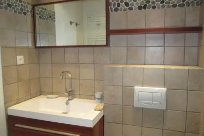 Image de 3ème étage, balcon, télévision, casier à ski, 28m², Brides Les Bains