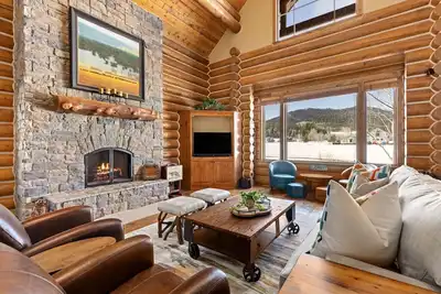 Image de Restful Adventure Cabin | Bronze Buffalo Ranch