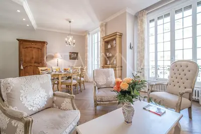 Image de L'Authentique 3 bedroom apartment Vrbo
