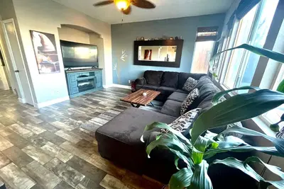 Image de Family Retreat: 3 Kings, Hot Tub, Pets Welcome!