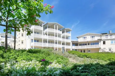 Image de Balcony, free use of the Ahoi adventure pool and sauna - Sea view apartment 46