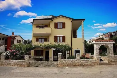 Image de Appartement de vacances pour 4 personnes env. 51 qmà Novigrad, Istrie (Istrische Riviera)