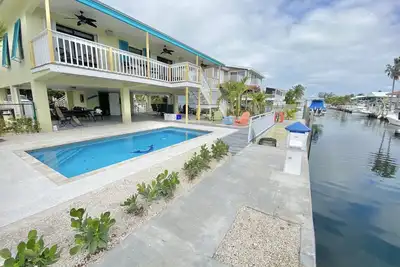 Image de Waterfront home perfect for fishing, water sport, fam fun in Marathon Fl keys
