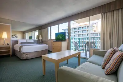Image de Aqua Aloha Surf Waikiki 911 Deluxe Studio with Lanai and Partial City Views