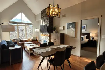 Image de Stoneridge Top Floor w/ Mountain Views/Pool/Hot Tub