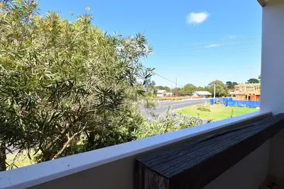 Image de Esplanade Sophistication - Close to Town