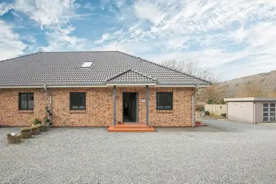 Image de Vacation home Marschblick in Rantrum for up to 6 people