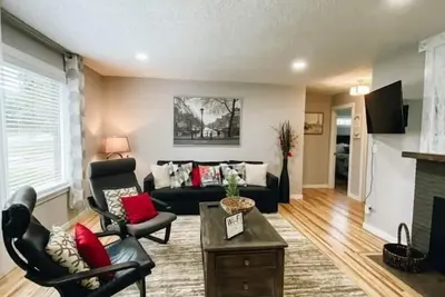 Home Away From Home 3 Bd 2 bath