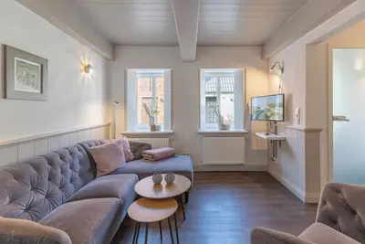 Image de Vacation home Hannes Kapitänshaus in Husum for up to 4 people