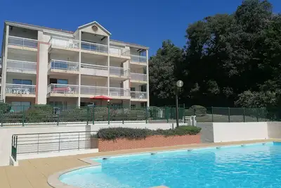 Image de Vue mer exceptionnelle • Terrasse & Piscine à Pornic à 30 mm de Nantes