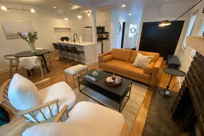 Andora Villa #123 Newly Remodeled 2 Br / 2Bath, Centrally Located, Close to Town Center