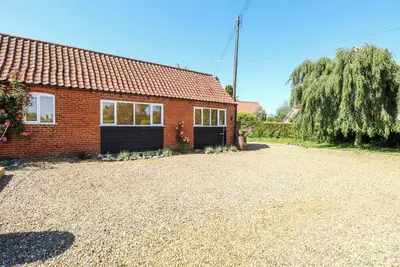 Image de The Duck House, romantic, with hot tub in Watton