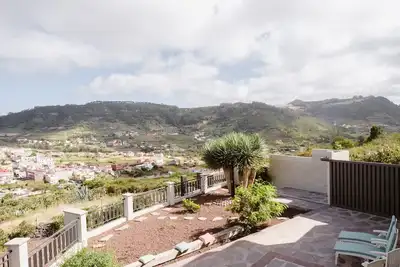 Image de Renovated rustic house with stunning views, 2 bedrooms, 2 bathrooms, Wi-Fi