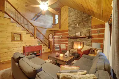 Image de Gorgeous Boone Area Cabin w/ 2 Decks + Fireplaces!