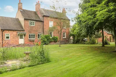 Image de Mill Farm - The Farmhouse, pet friendly, with hot tub in Repton