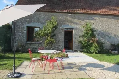 Image de Gîte cosy en Val de Loire, proche Loire, Sologne, Sully/Loire - 1 ch, salon, cuisine, linge inclus