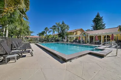 Image de First floor unit at The Citadel in Bonita Springs - Close to Bonita Beach!