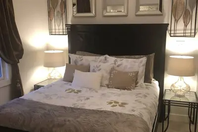 Image de 100% Smoke Free Historical Beautiful Baltimore/Parkville~Private Entire House