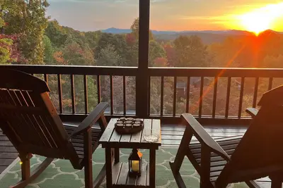 Image de Sunrise on the Ridge - Mineral Bluff