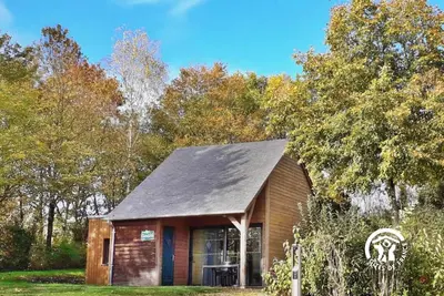 Image de Chalet de pĂŞche 4-6 pers avec ponton privatif, cadre verdoyant et proche commerces