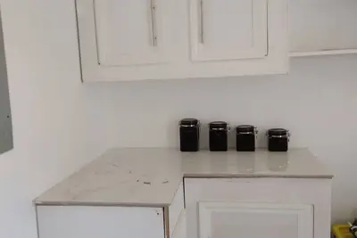 Image de Villa Thirteen palms is a warm, cozy beautyful spacious and a quiet environment