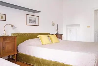 Image de Suite with Kitchen in Villa with great Park - Lake Varese