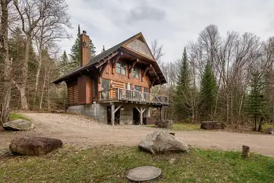 Image de Cote Nord Tremblant Cozy 4 bedroom Log cabin\nCITQ 234463