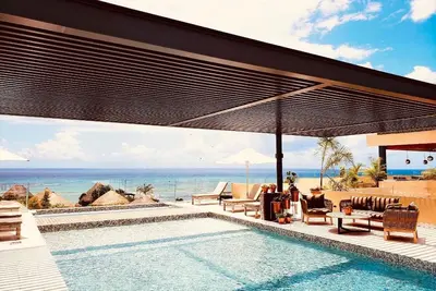 Image de Singular Joy Downtown Residences Playa del Carmen Ideally located near 5th ave