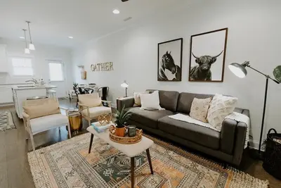 Image de New Murfreesboro Luxury Townhome | 3 Br