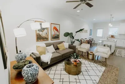 Image de New Murfreesboro Luxury Townhome | 5-min to Dt