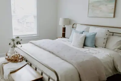 Image de New Maple Manor | Murfreesboro Luxury Townhouse