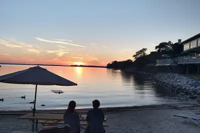 Image de Walk to beach, beautiful large condo in \"Kingsmill on the James\"