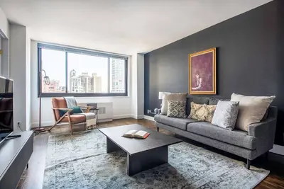 Image de Generous Ues 2br w/ Gym, Doorman, Stunning Roof, by Blueground