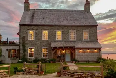 Image de Breathtaking Oceanfront Chateau