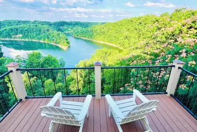 Image de Lake Cumberland: Amazing lake views year-round. Minutes to Jamestown Marina, Ky.