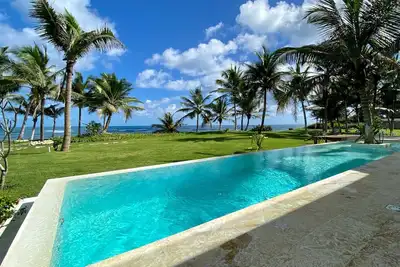 Image de Modern Beachfront Villa with 5 bedrooms  -  Kite Beach Cabarete