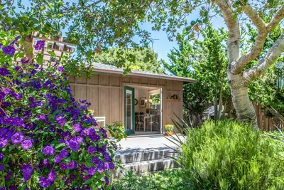 Image de 3768 Belle Folie ~ Beautifully Updated Carmel Home