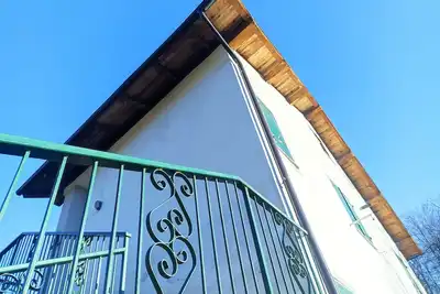 Image de House in the Forest - Sunshine (Citra code. 009063-Lt-0015)