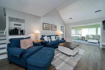 Image de Cheerful 3br/2ba Cottage on Golf Course! Amenity access included! Pet Friendly-1 dog!