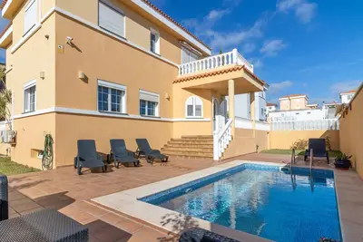 Image de Flatguest Villa Veneguera + Seaview + Pool + Garden