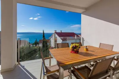 Appartement de vacances avec climatisation et vue sur la mer