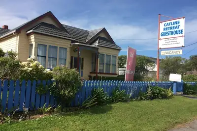 Relax in style at the Catlins Retreat, historic villa in the heart of Owaka